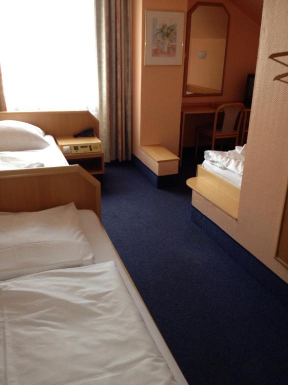 A1 Raststaette & Motel Hamburg-Stillhorn Quarto foto
